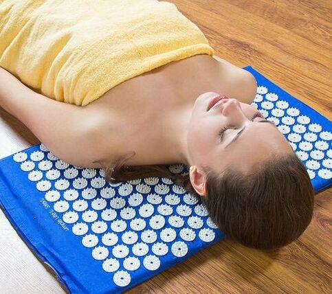 Кузнецов Жиекшісі жатыр мойны остеохондрозымен